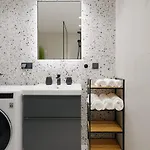 Kotzebue - Kalamaja 2-room With Large Terrace - Urban Drama For Four * Tallinn