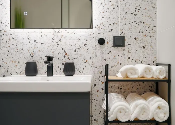 Appartement Kotzebue - Kalamaja 2-room With Large Terrace - Urban Drama For Four Tallinn