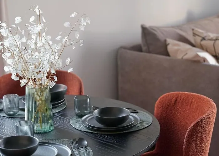 Kotzebue - Kalamaja 2-room With Large Terrace - Urban Drama For Four *