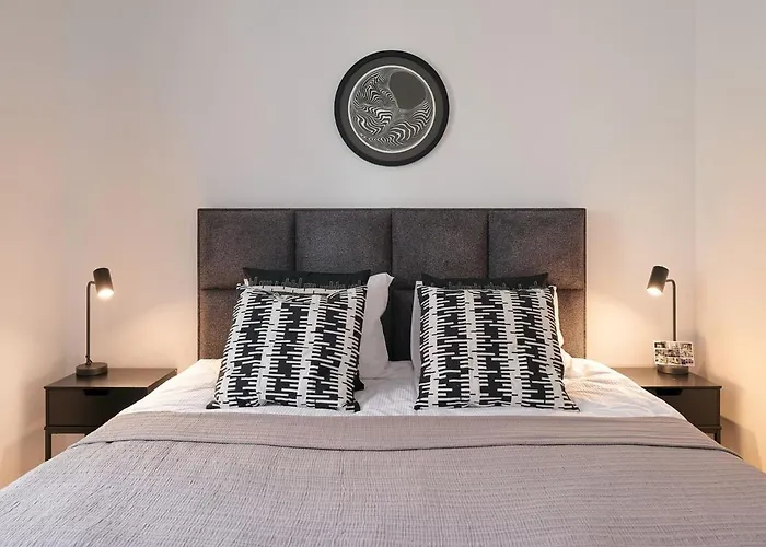 Kotzebue - Kalamaja 2-room With Large Terrace - Urban Drama For Four Appartement *